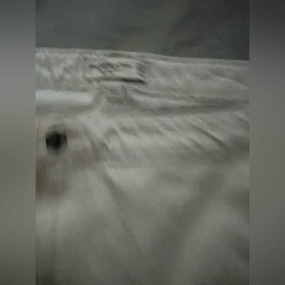 Plus size Abercrombie & fitch white curve lose high waisted loose shorts size 37 - Picture 5 of 5